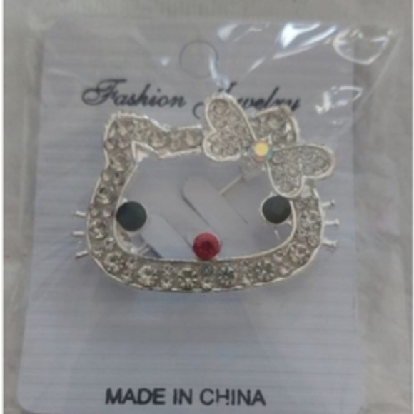 Glam Rhinestone Hello Kitty Pin - Picture 1 of 1